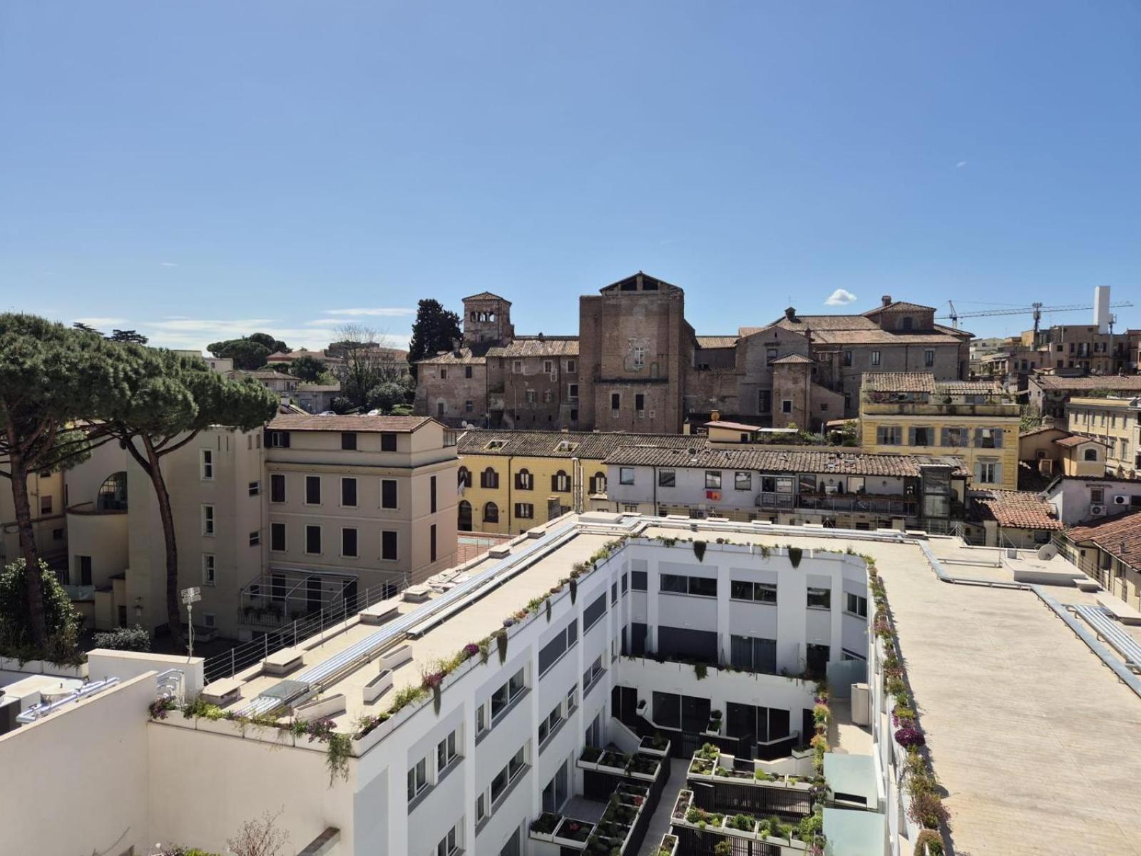 Giolu Colosseo — Foto 1