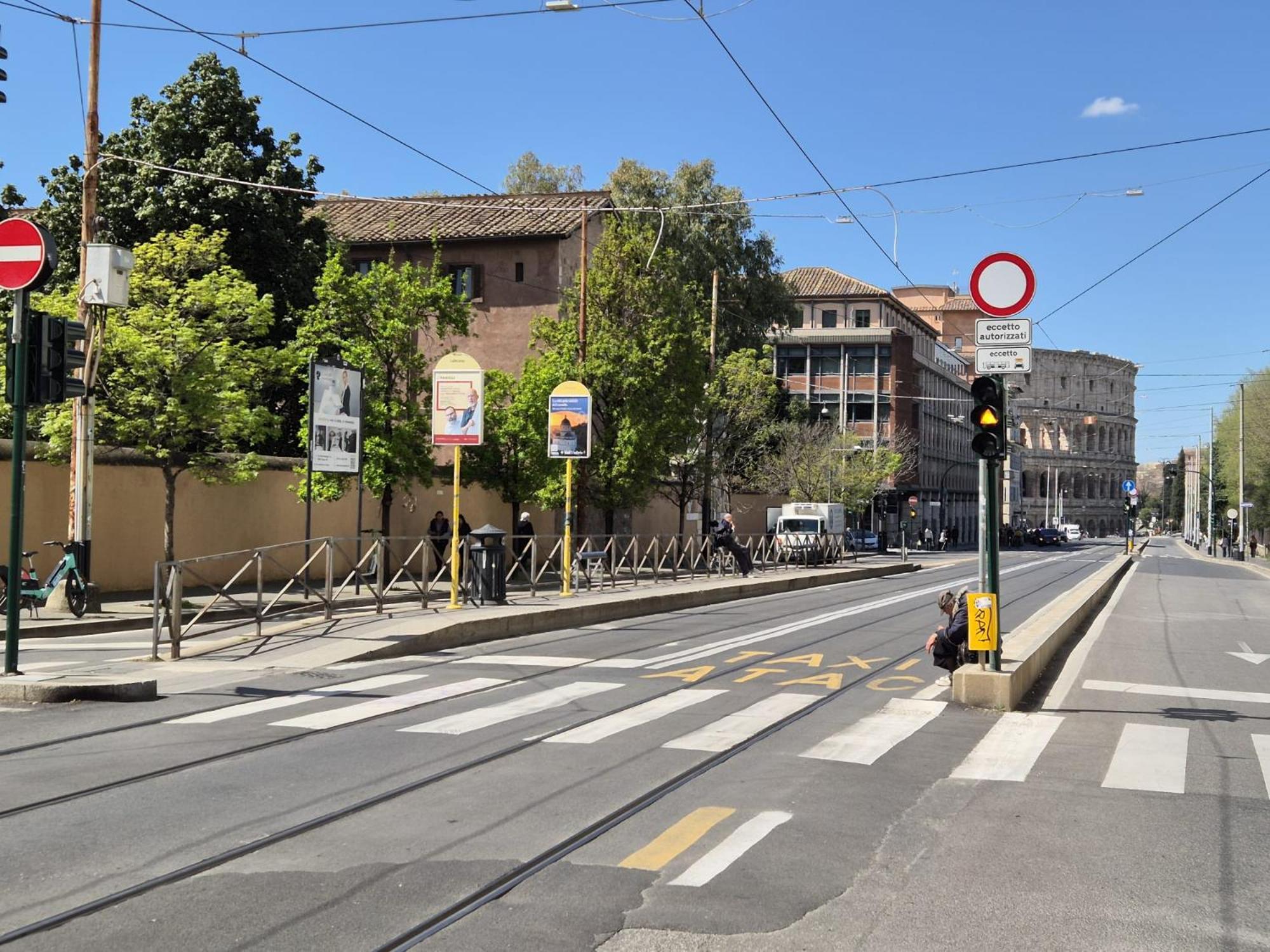 Giolu Colosseo — Foto 2